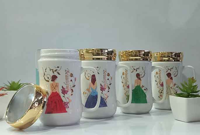 MIRROR-MUG-DOLL